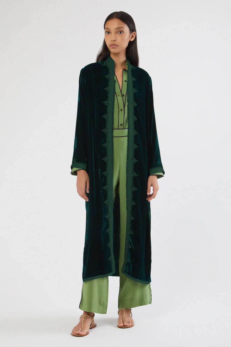 Leïla – Moroccan Velvet Coat