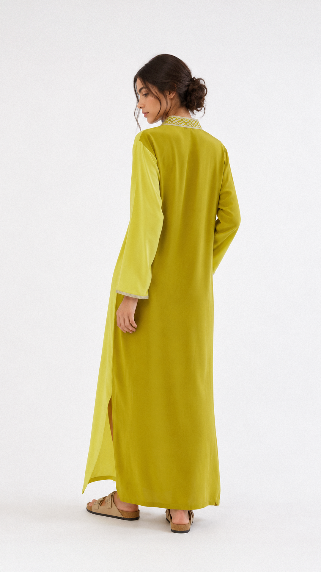 Nayla – Caftan en Soie Marocain