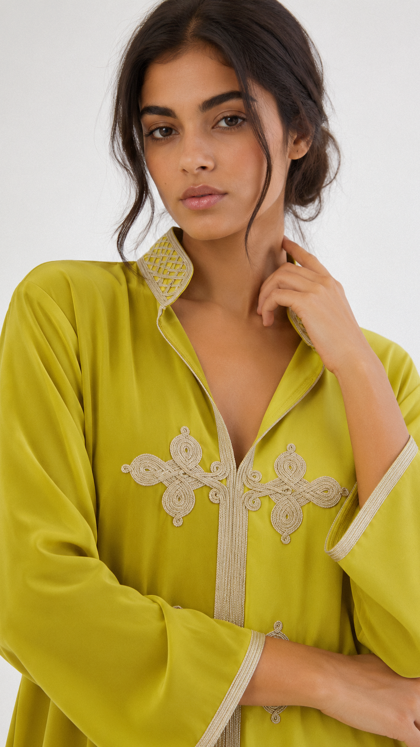 Nayla – Caftan en Soie Marocain