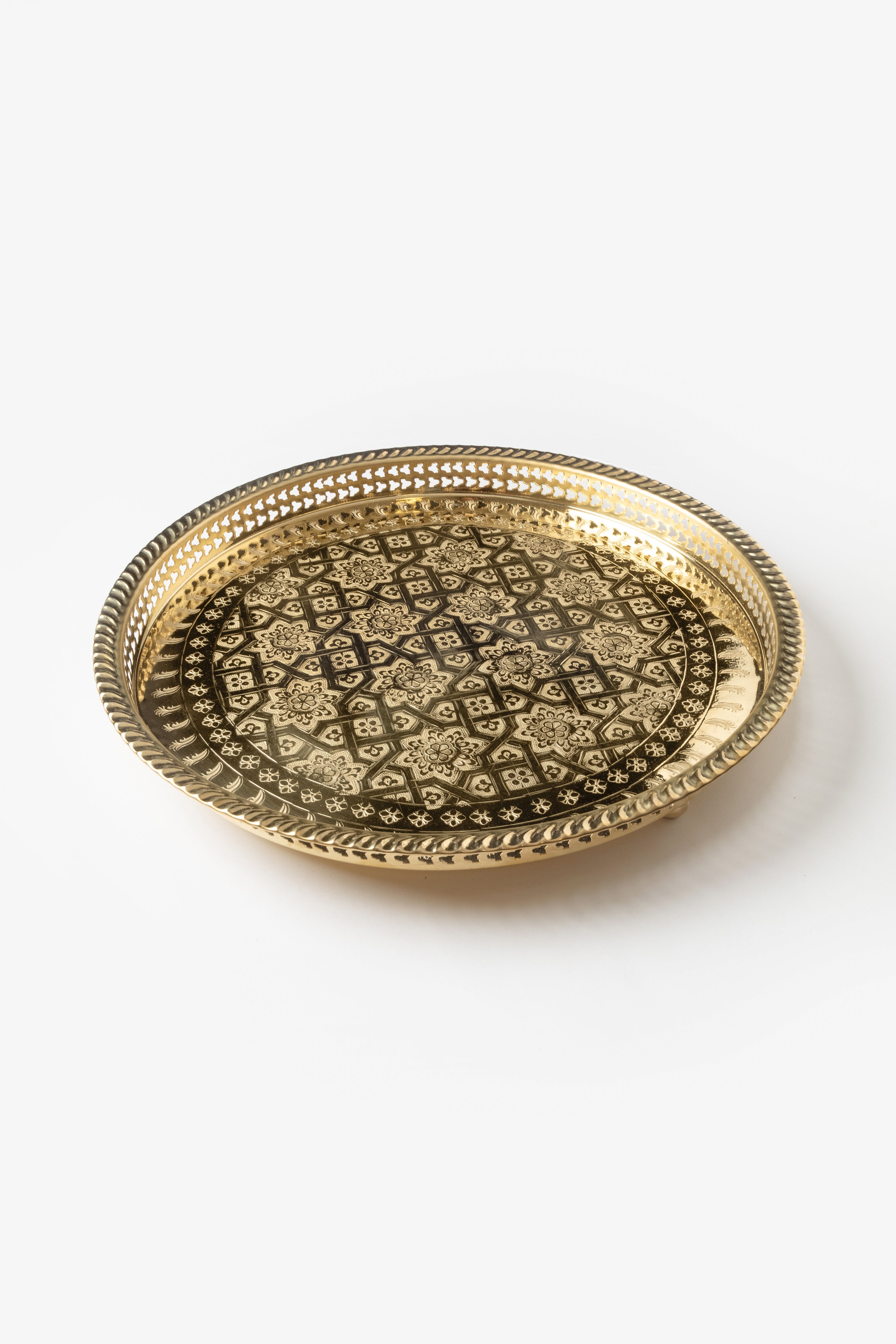 Layali – Plateau à pieds marocain avec gravures traditionnelles