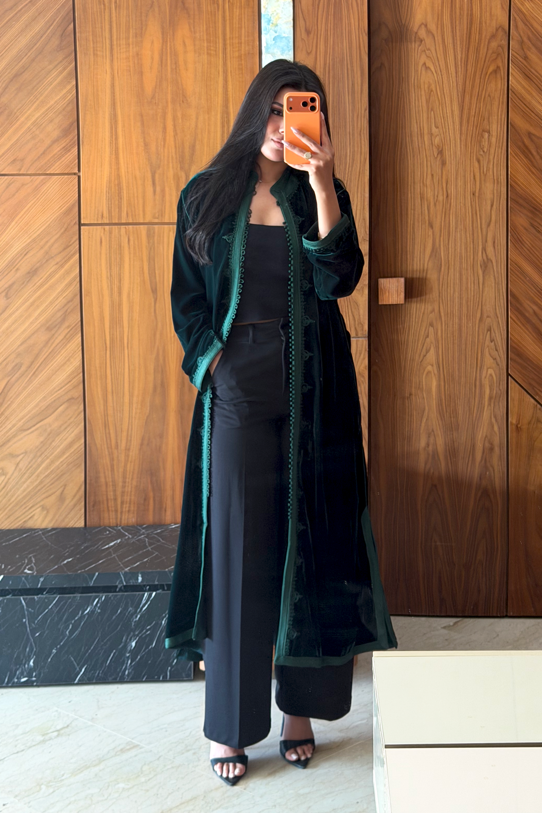 Leïla – Manteau en velours marocain