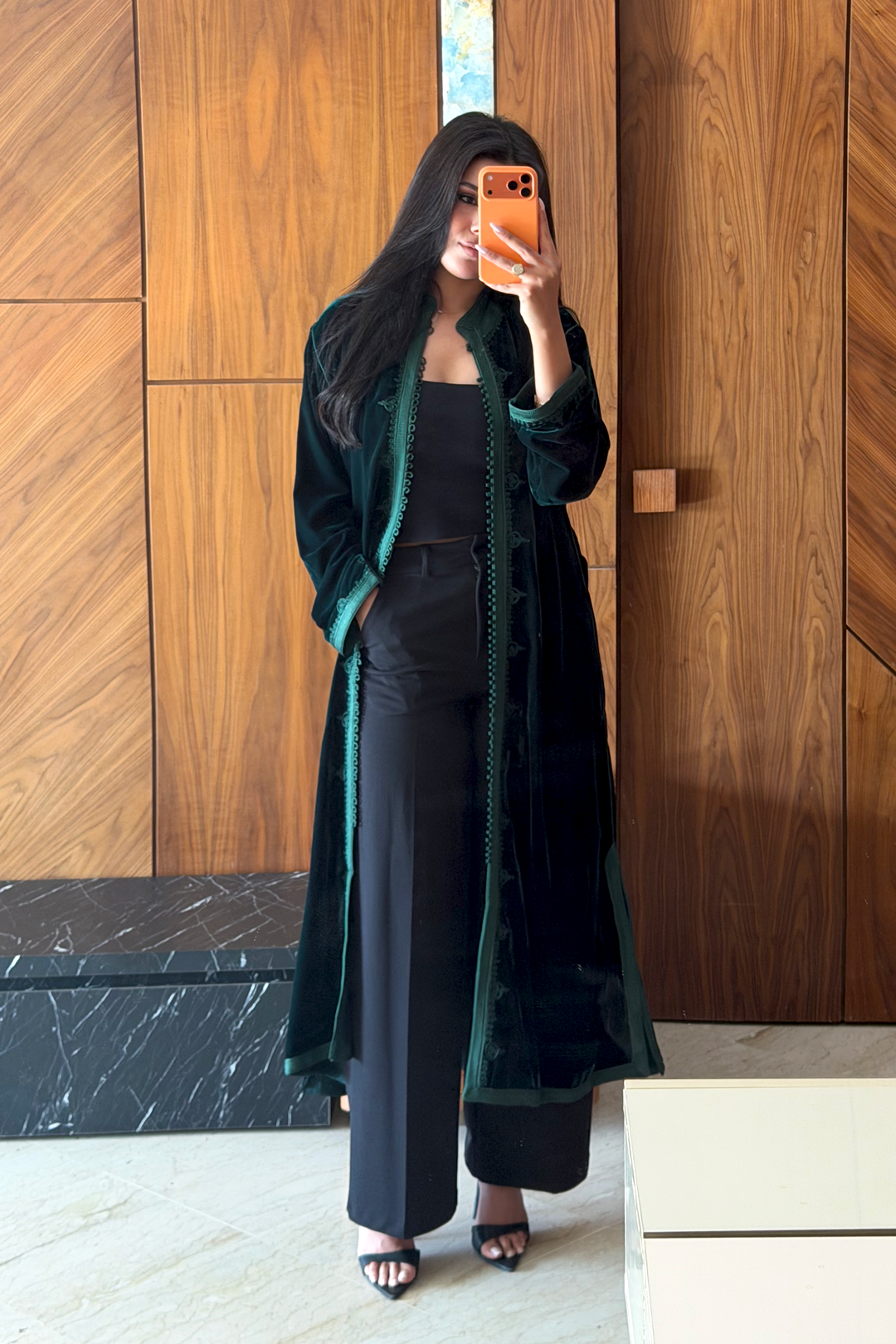 Leïla – Manteau en velours marocain