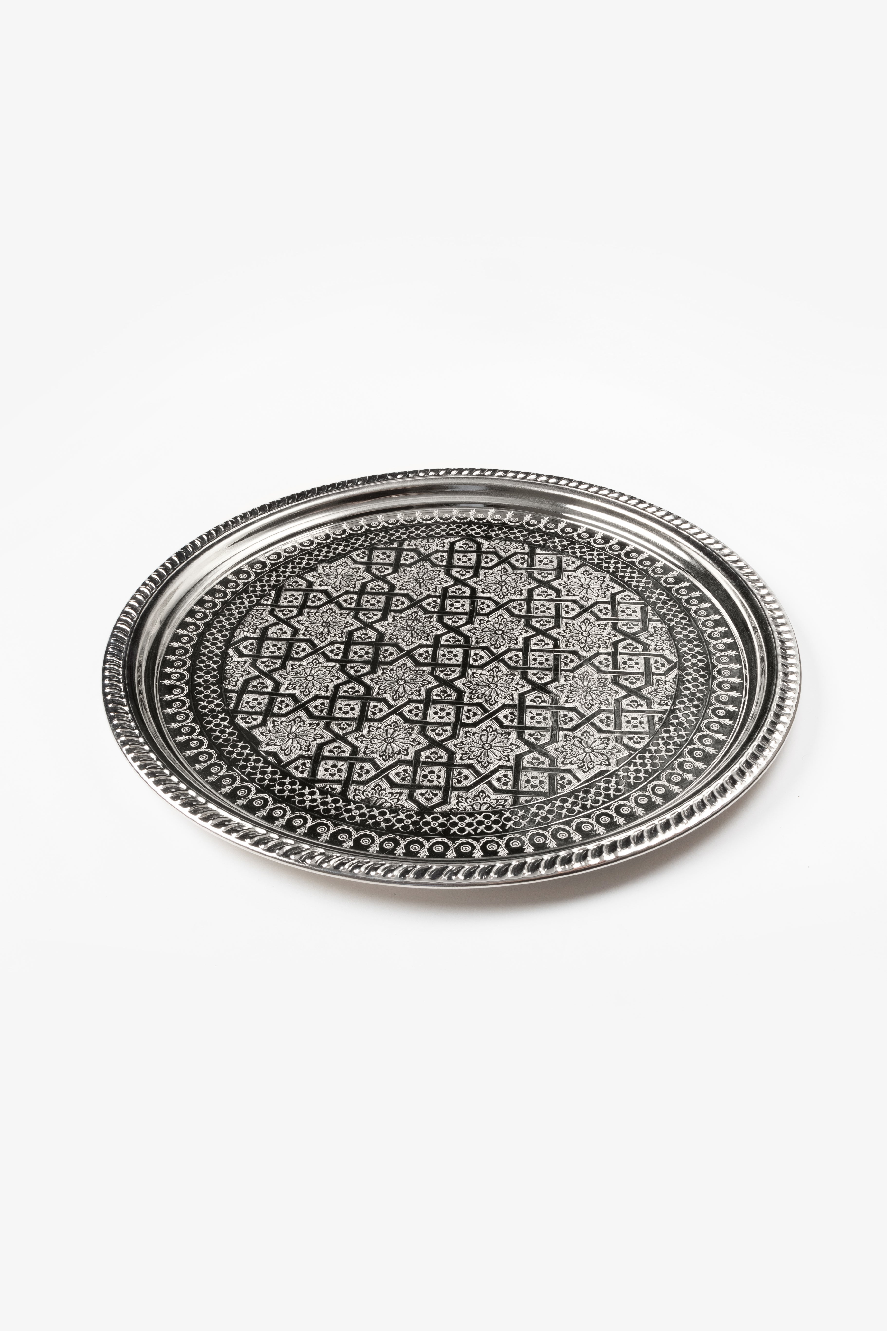 Safaa – Plateau marocain aux gravures traditionnelles