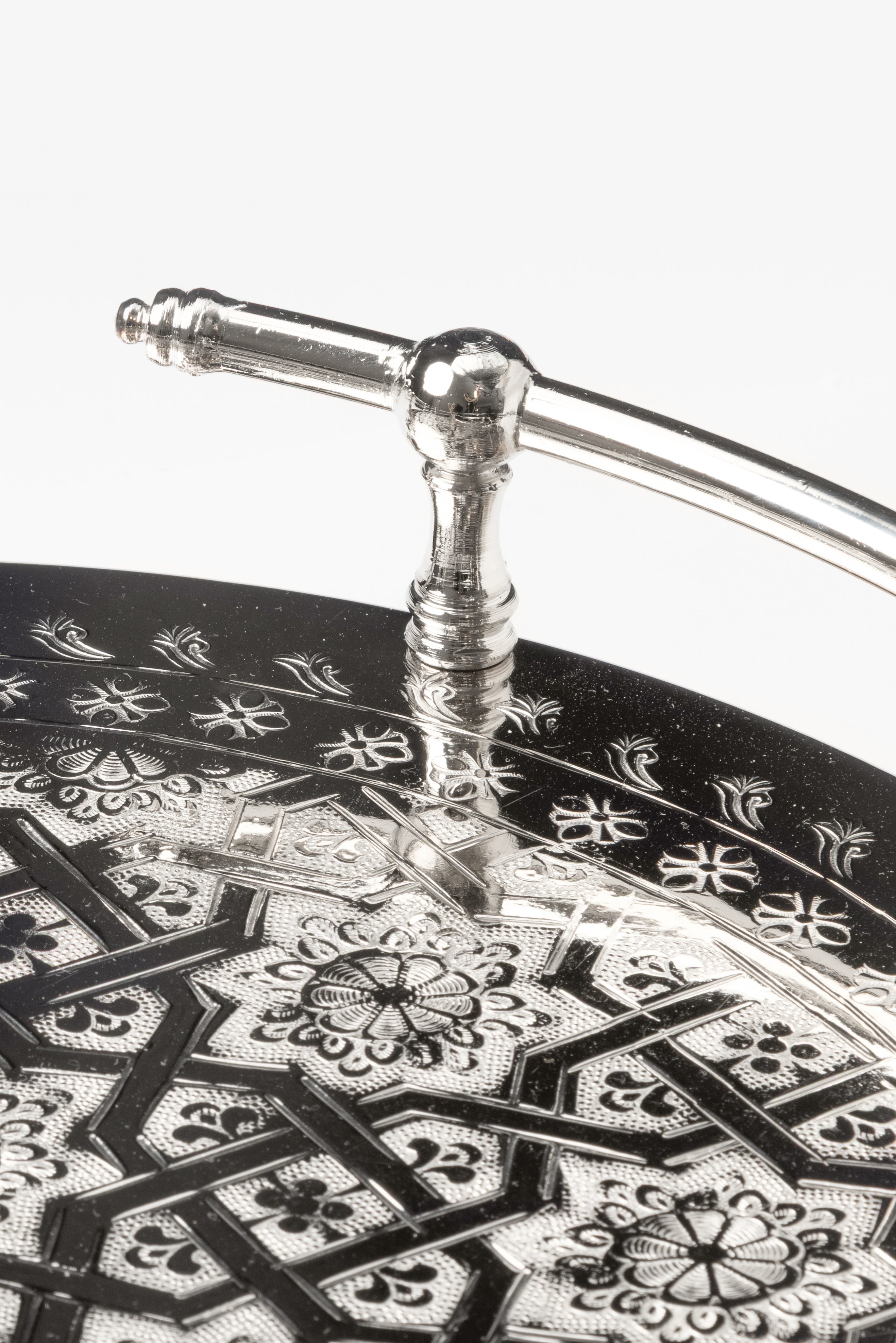 Sultana – Plateau marocain de luxe avec gravures traditionnelles