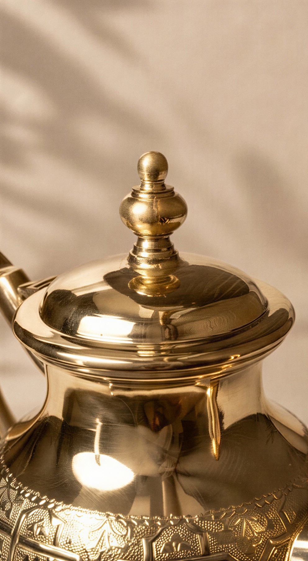 Kaïs – Théière Marocaine à Gravures Traditionnelles