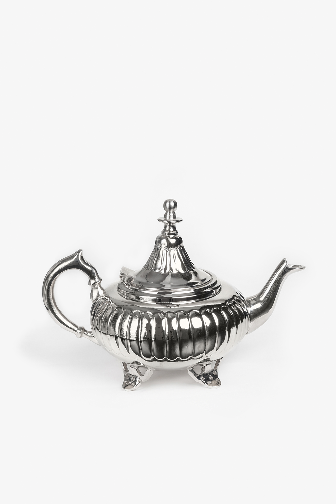 Aladdin – Théière marocaine à pieds, finition sculptée